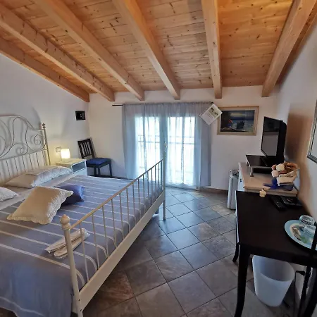 Le Fiabe セストリ・レヴァンテ